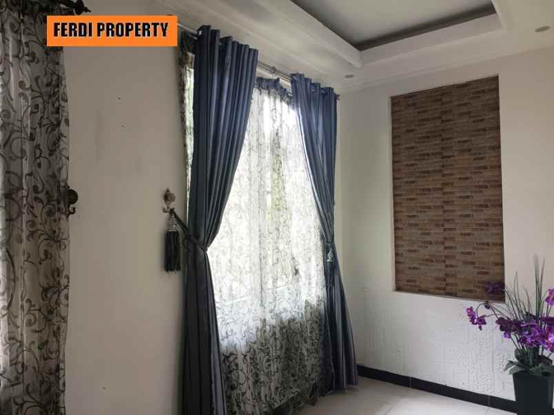 dijual rumah perumahan kota wisata cibubur