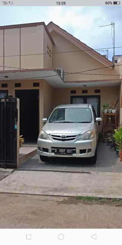 dijual rumah perumahan lembah hijau