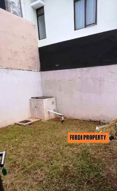 dijual rumah perumahan metland