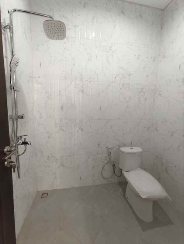 dijual rumah perumahan pantai mentari