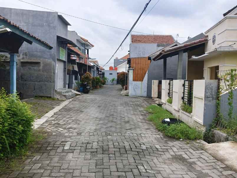 dijual rumah perumahan pondok indah