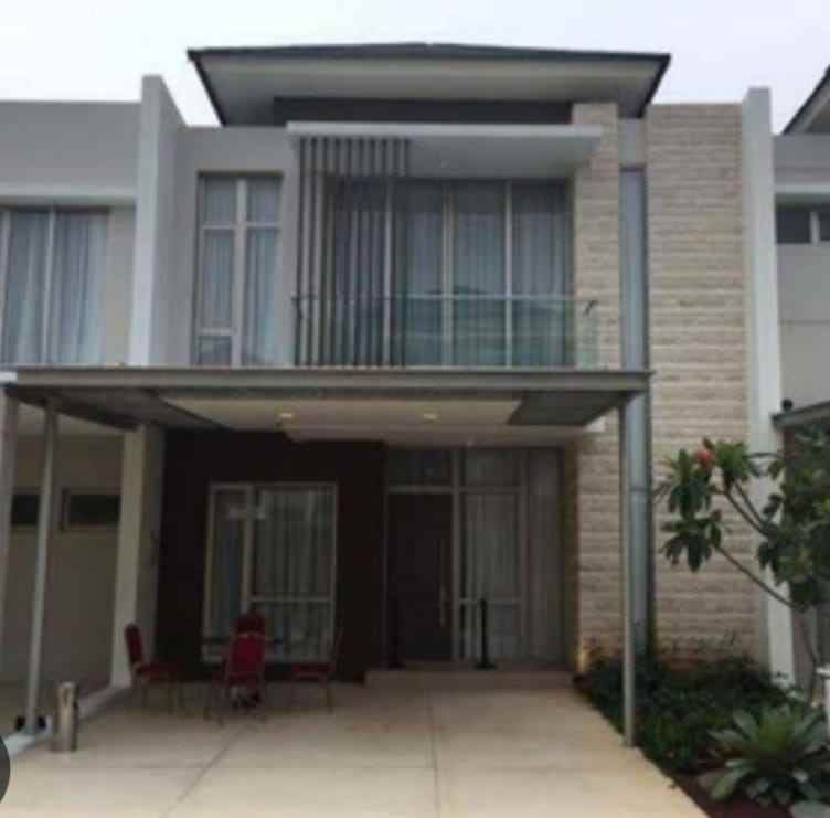 dijual rumah pik2