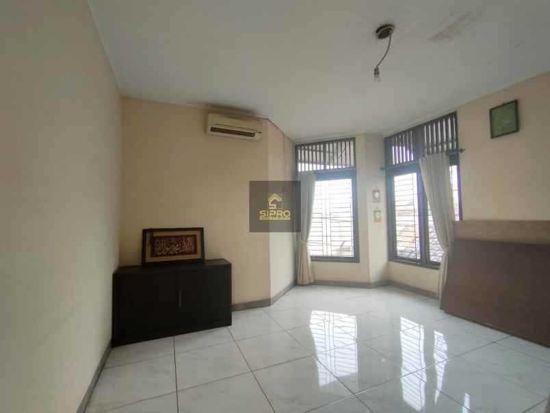 dijual rumah pondok cabe ilir