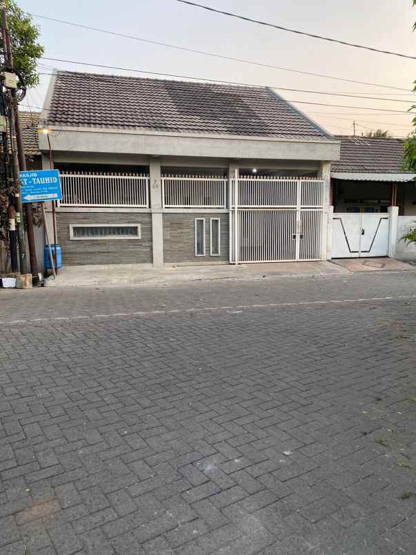 dijual rumah pondok candra indah sidoarjo