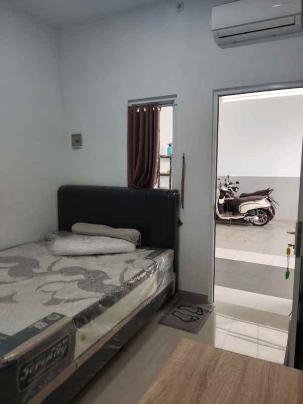 dijual rumah pondok cina kecamatan beji