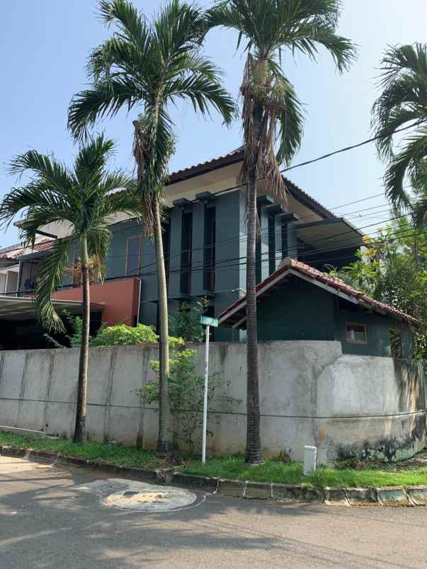 dijual rumah pondok indah