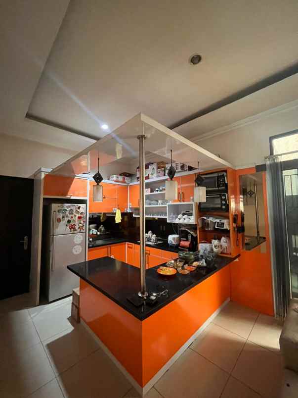 dijual rumah pondok kelapa jaktim