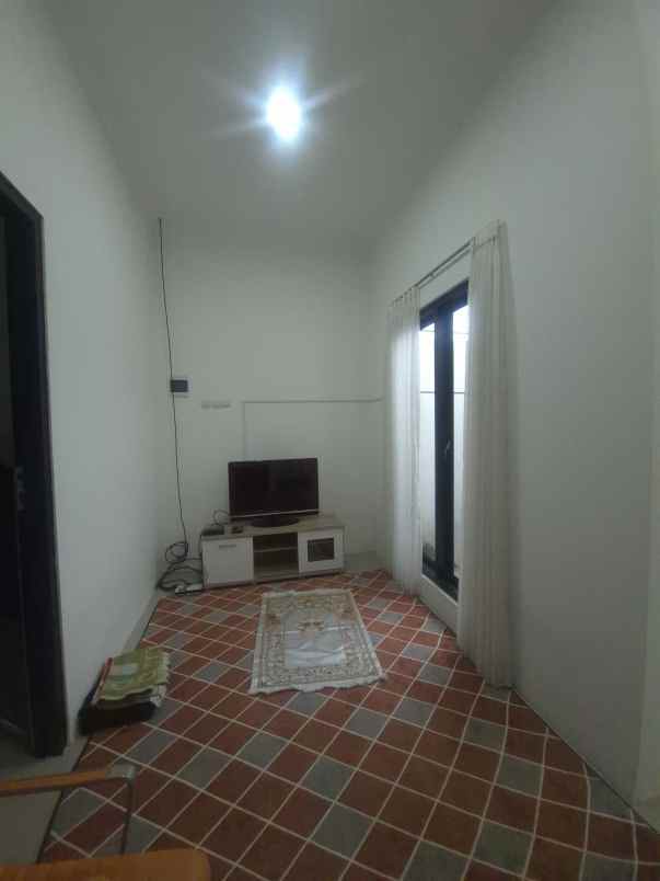 dijual rumah pondok kelapa jaktim