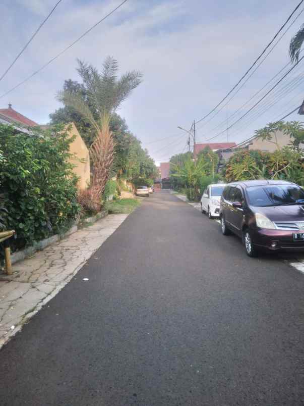 dijual rumah pondok pinang