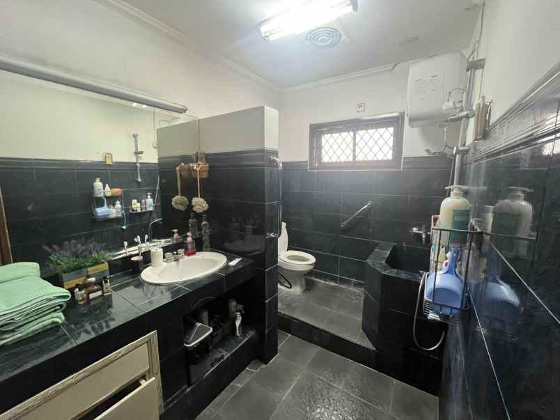 dijual rumah pulomas kayu putih pulo gadung