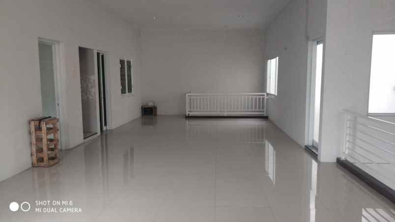 dijual rumah puri arteri baru