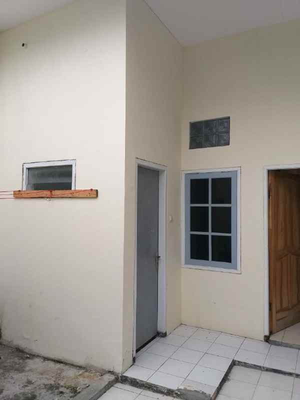 dijual rumah puri lidah kulon surabaya