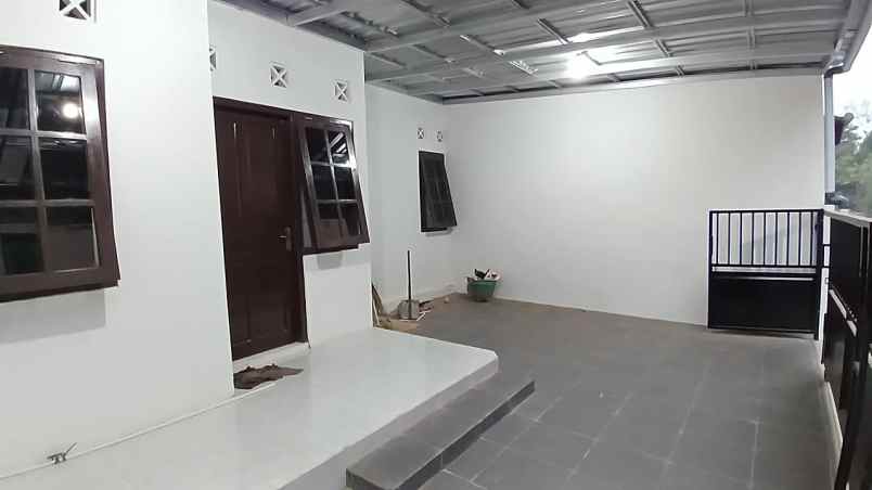 dijual rumah purwomartani