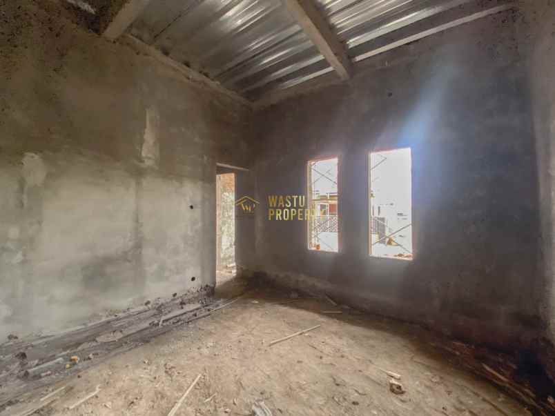 dijual rumah purwomartani