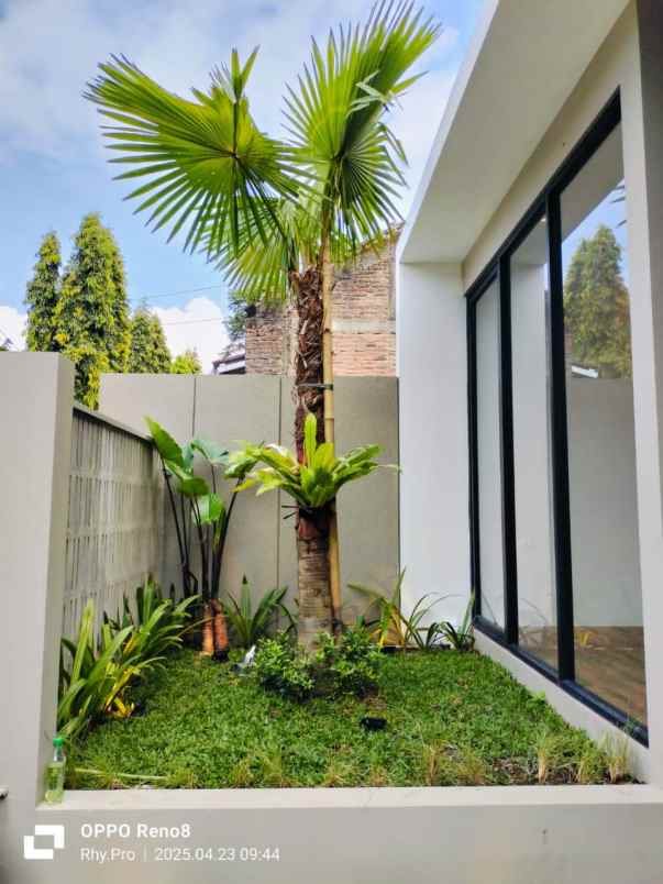 dijual rumah purwomartani kalasan