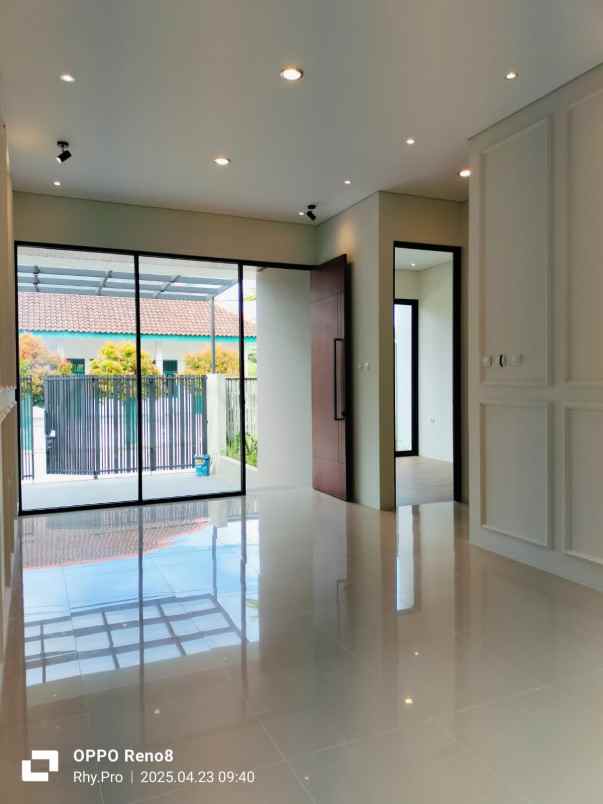 dijual rumah purwomartani kalasan