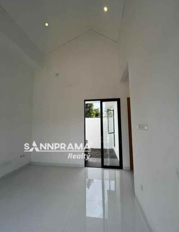 dijual rumah rangkapan jaya pancoran