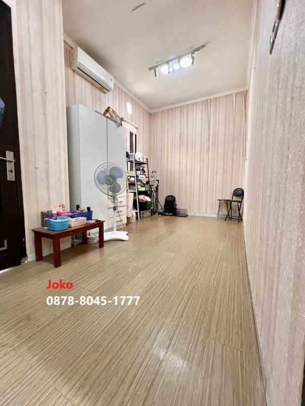 dijual rumah rawajati