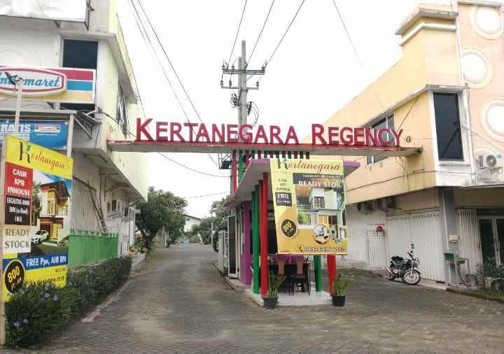dijual rumah raya karangploso malang