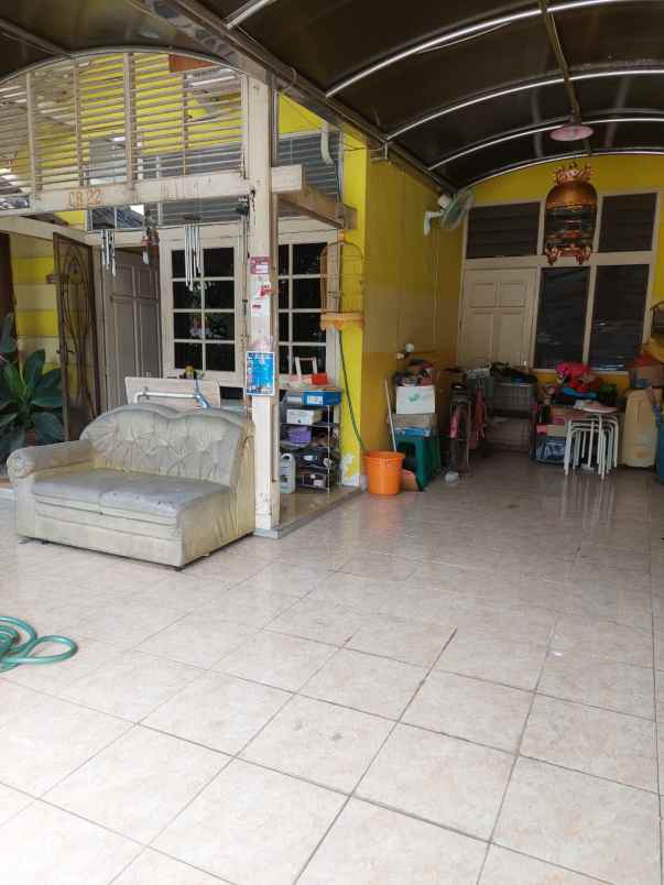 dijual rumah rungkut