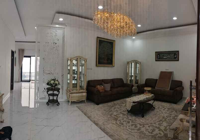 dijual rumah sentul city