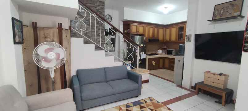dijual rumah sentul city taman victoria