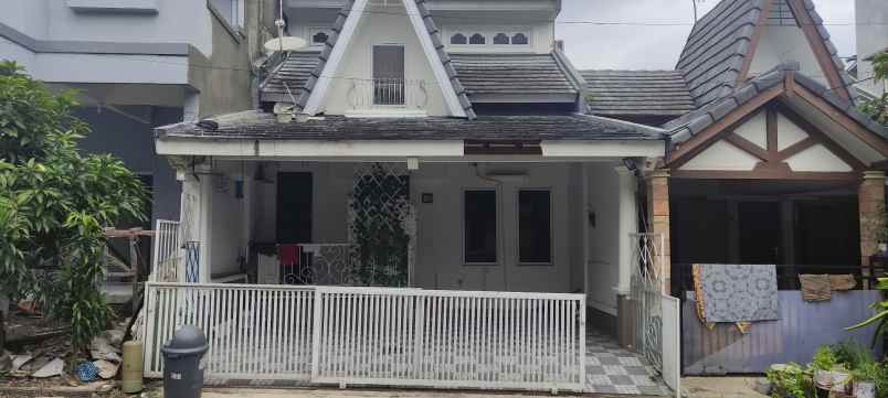 dijual rumah sentul city taman victoria