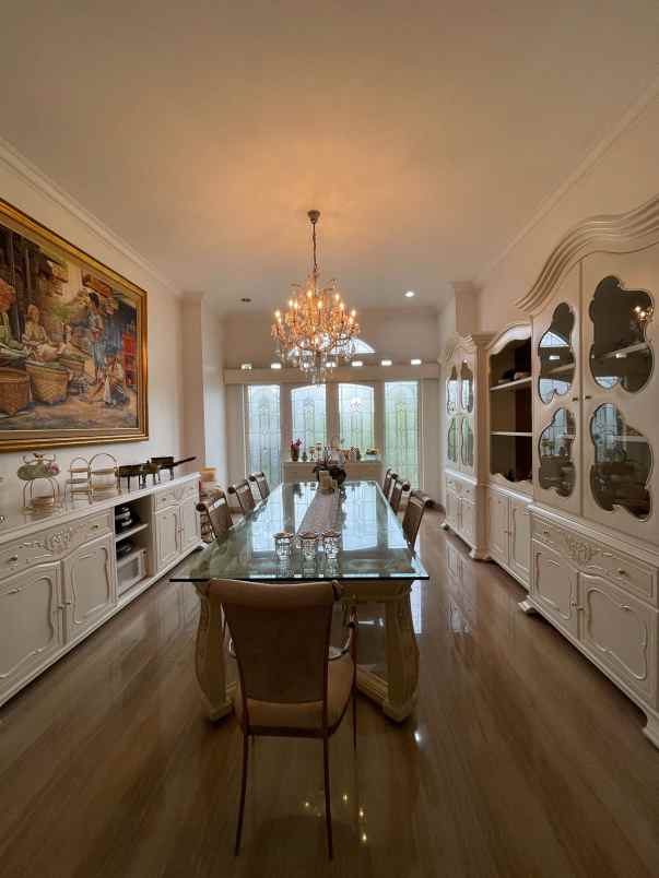 dijual rumah setra duta residence