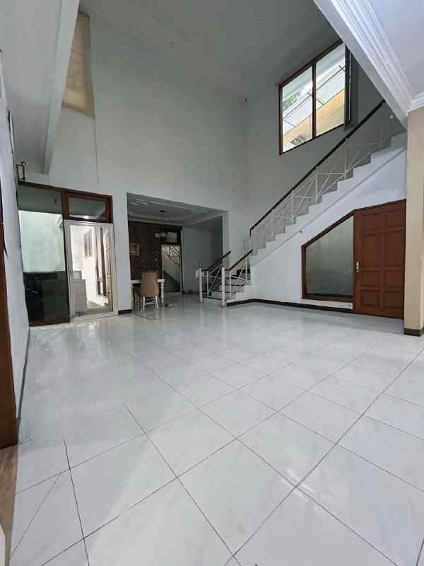 dijual rumah siap huni dharmahusada regency surabaya