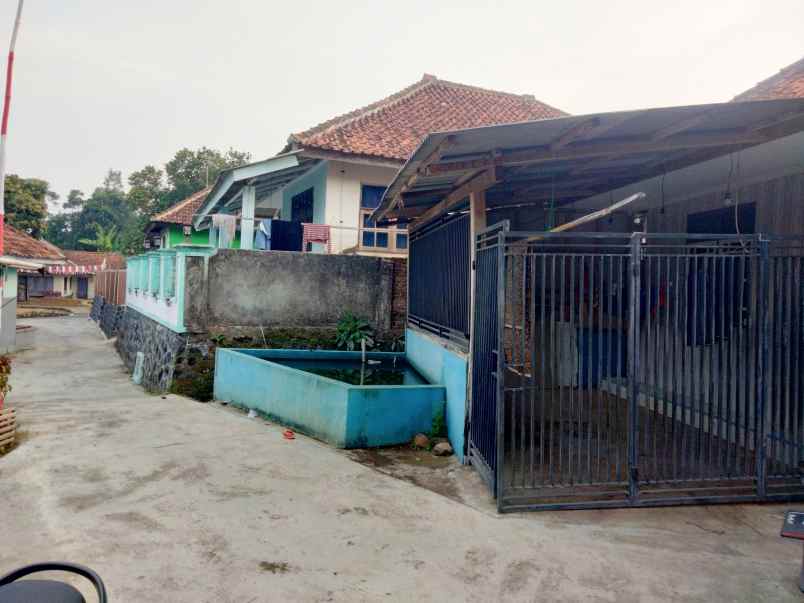 dijual rumah siap huni in cloud seisi nya