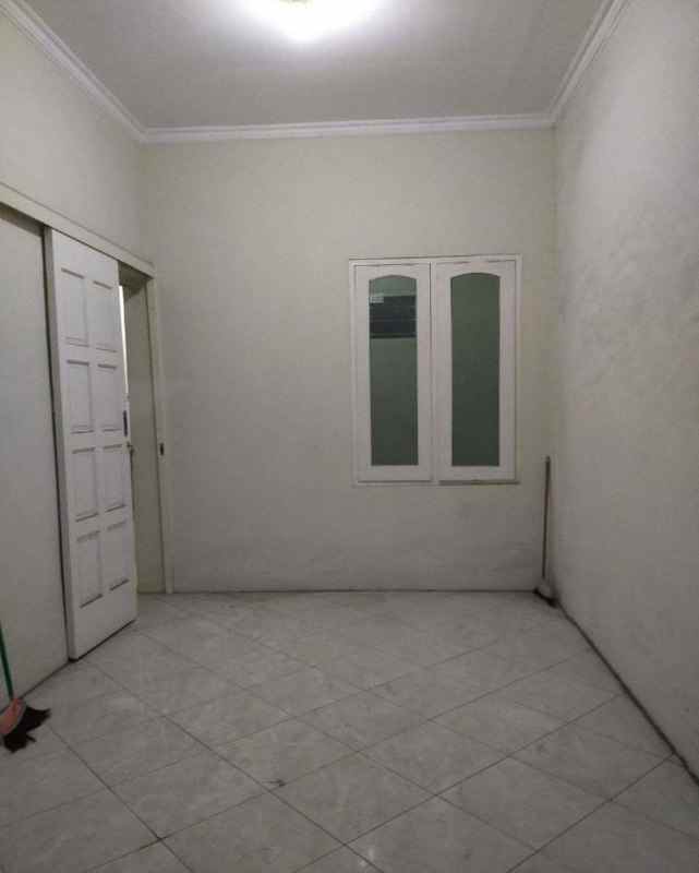 dijual rumah siap huni lebak jaya utara surabaya