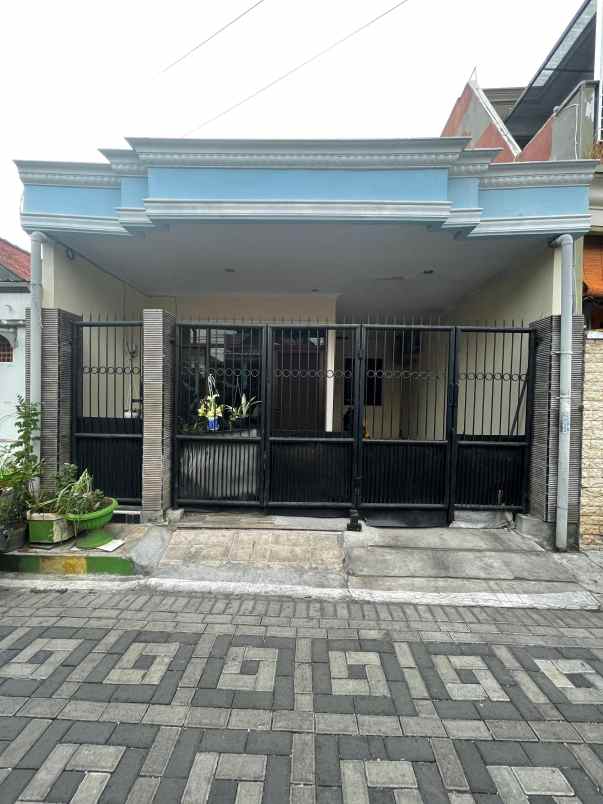 dijual rumah simo magerejo kec sawahan