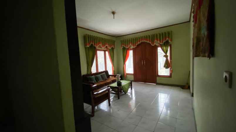 dijual rumah sukajaya lembang bandung