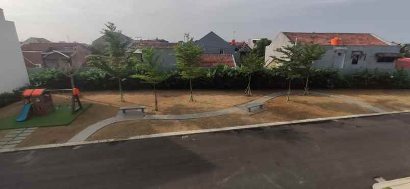 dijual rumah summarecon bekasi cluster