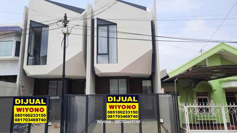 dijual rumah sutorejo utara