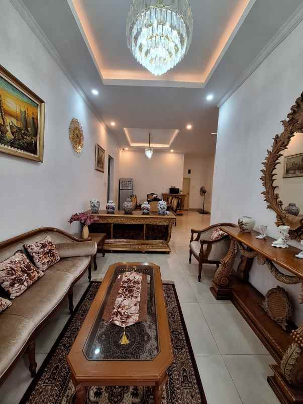 dijual rumah taman galaxy bekasi