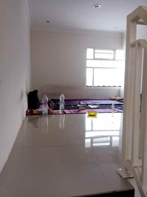 dijual rumah taman harmoni cluster di