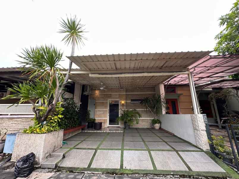 dijual rumah taman rivera regency