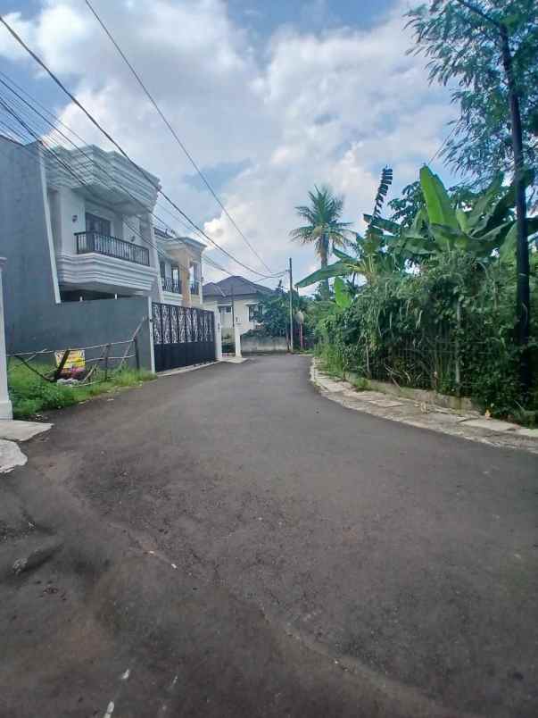 dijual rumah tanah baru