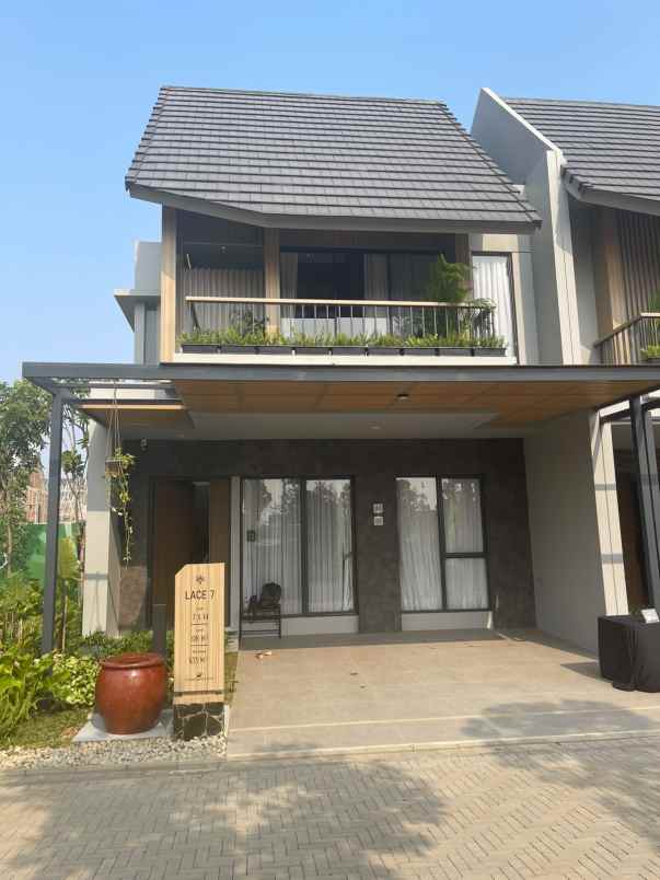 dijual rumah the forestine citra 8