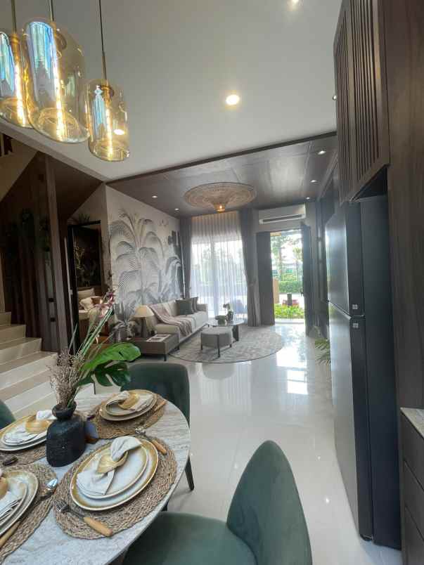 dijual rumah the forestine citra 8