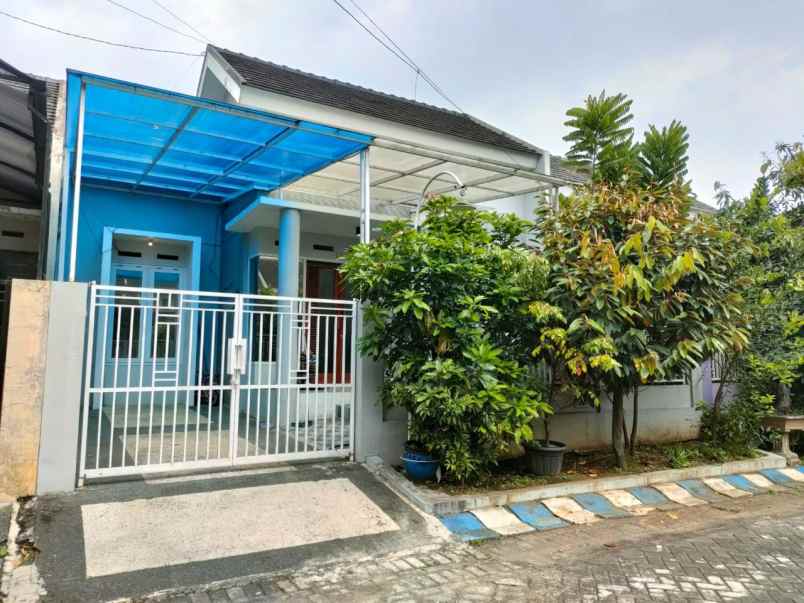 dijual rumah tirtasani royal resort