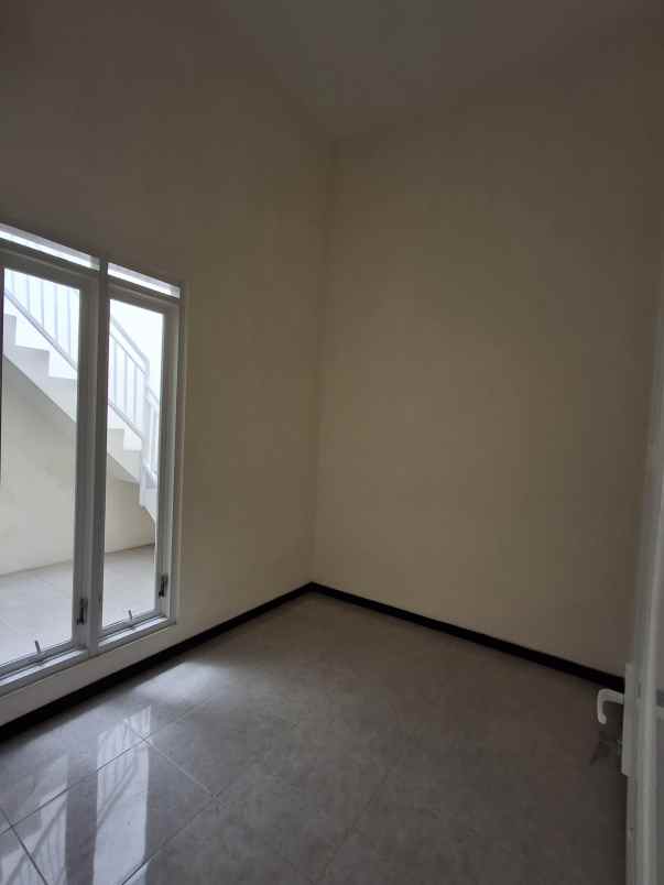 dijual rumah tlogowaru malang city east