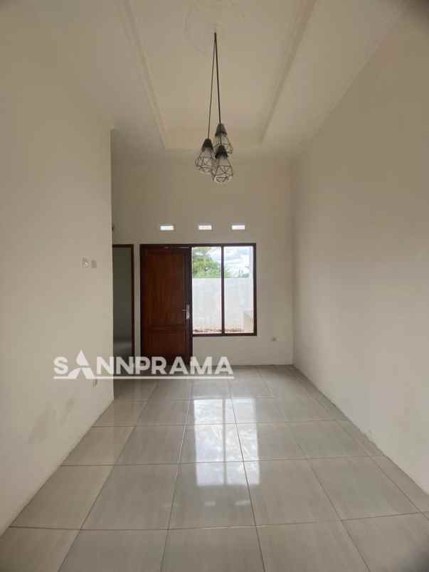 dijual rumah tonjong