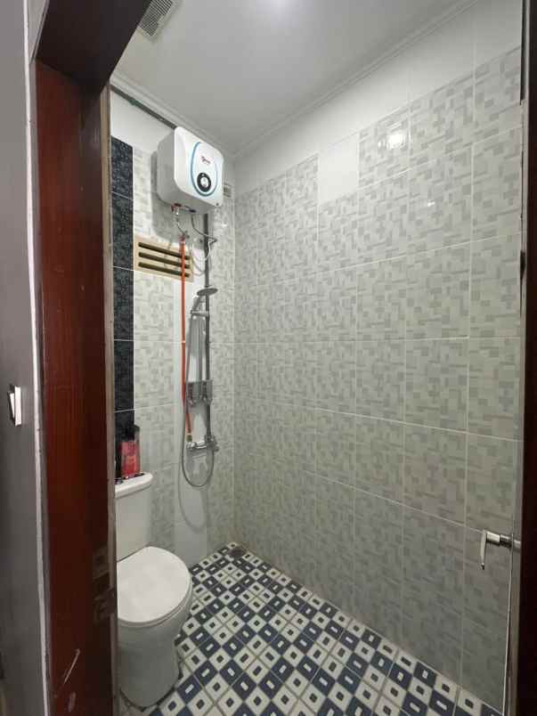 dijual rumah turangga