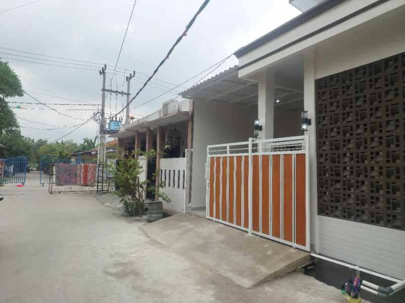 dijual rumah villa gading harapan