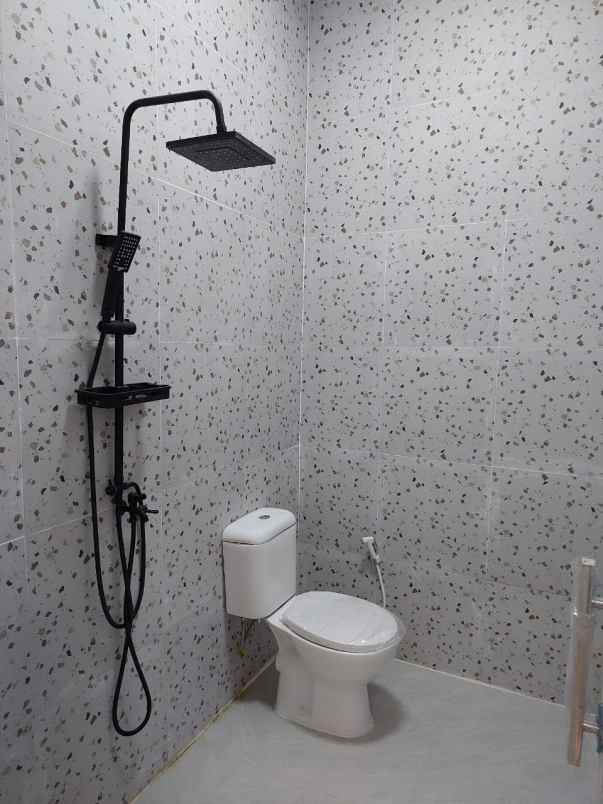 dijual rumah villa gading harapan