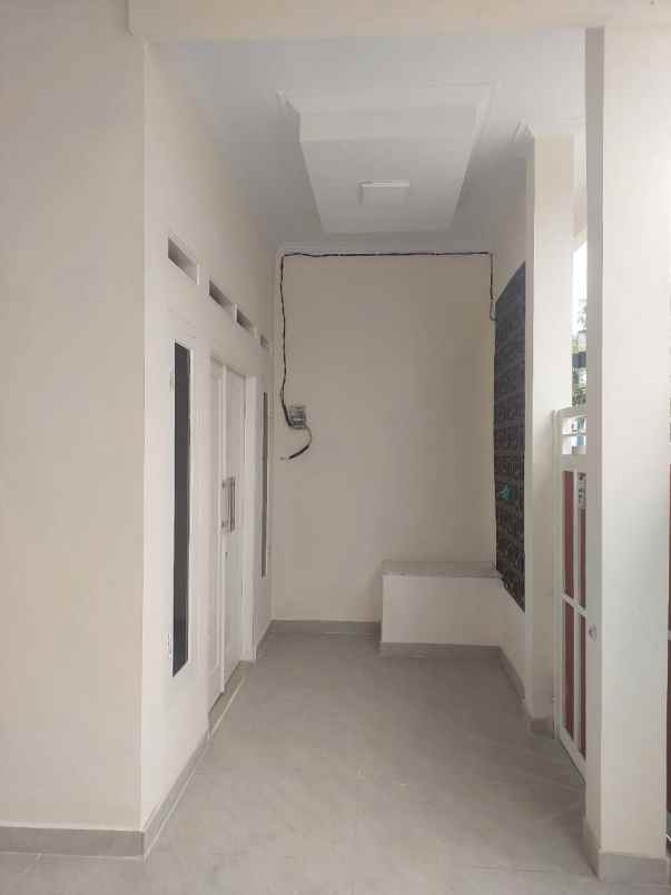 dijual rumah villa gading harapan