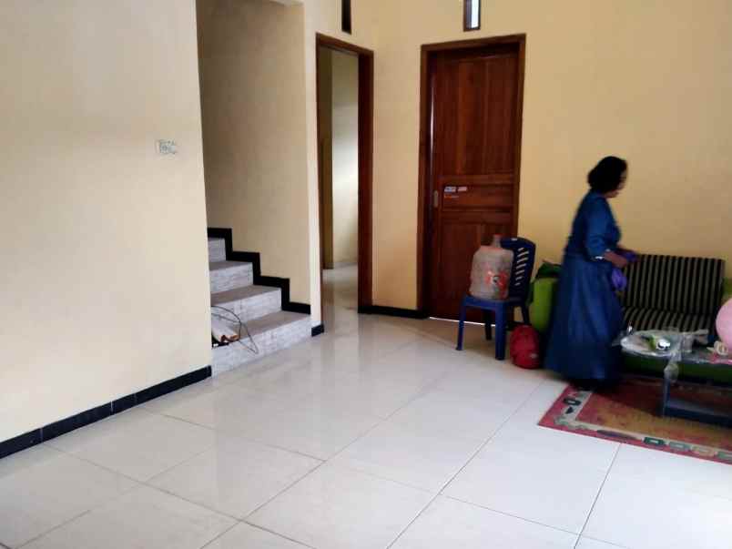 dijual rumah wagir