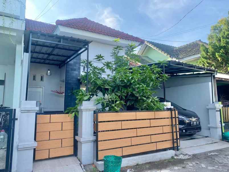 dijual rumah wedomartani ngemplak sleman